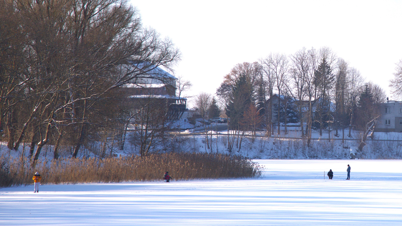 Bezpieczeństwo na lodzie – ważne informacje